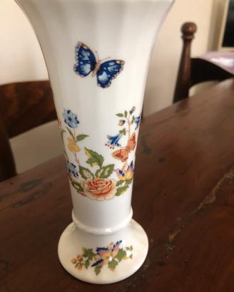 Vasetto per fiori . Ceramica inglese