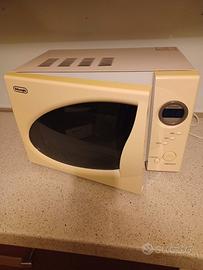 Microonde  De longhi