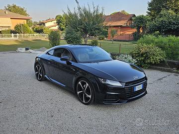 Audi TT 2.0 TFSI S Tronic S Line