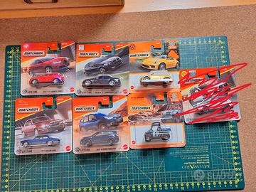 MODELLI DI AUTO 1/64 NUOVI