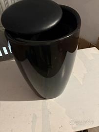 Sgabello contenitore