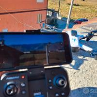 Drone con fotocamera