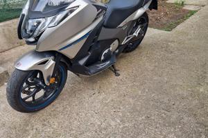 honda integra 750 anno 2018