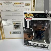 Funko pop Lewis Hamilton autografato con COA 