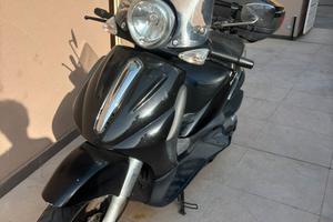Piaggio Beverly 500