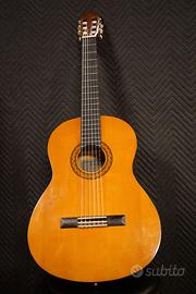 Chitarra classica YAMAHA CX40 amplificata
