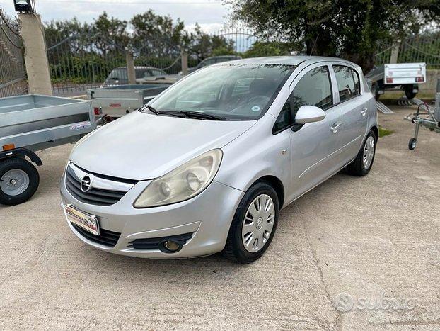 Opel Corsa 1.3 CDTI 75CV 5 porte Enjoy: prezzo e scheda tecnica 