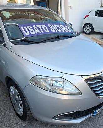 Lancia Ypsilon 1.2 69 CV 5 porte GPL Ecochic Plati
