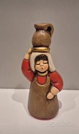 donna con anfora presepe thun 