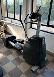 Ellittica autoalimentata