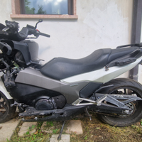 Honda Integra 750