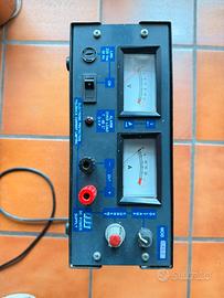 Alimentatore da banco regolabile Volt/Ampere