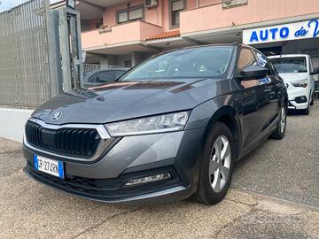 SKODA Octavia SW 2.0 TDi DsG evo Executive 115Cv