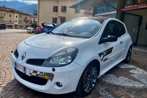 Renault Clio 2.0 16V 200CV 3 porte RS F1 Team