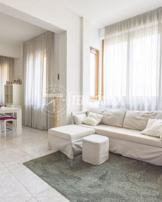 APPARTAMENTO COMPLETAMENTE RISTRUTTURATO ESTERNAM
