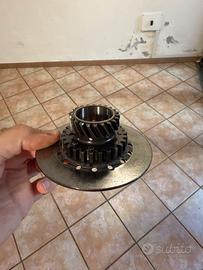 Pignone pinasco 22 denti elicoidale vespa Piaggio