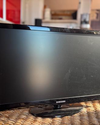 Televisore Samsung 22” UE22D5003BW