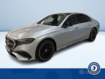 Mercedes-Benz Classe E 220d 4Matic Berlina AM...