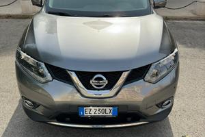 Nissan X trail