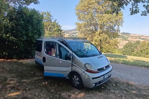 Renault Trafic 1900 dci 7 posti