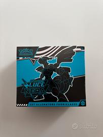Pokémon Luce Nera Set Allenatore Fuoriclasse