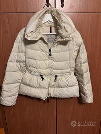 Poumino moncler