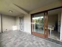 2-locali-con-terrazzo