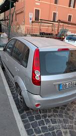 Ford Fiesta Grigia 1.4 TDCi diesel
