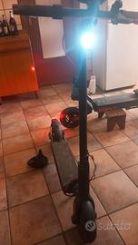 MONOPATTINO NAVEE V40