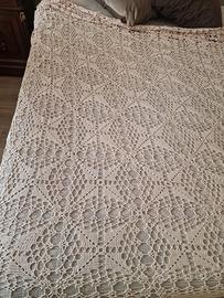 Coperta matrimoniale all'uncinetto filet beige /ec