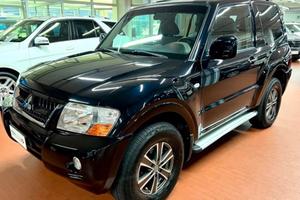 Mitsubishi Pajero 3.2