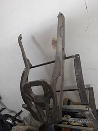 staffa porta bauletto per benelli trk 702