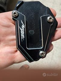 Africa twin 1100 base cavalletto incluso modellino