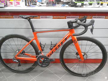 SCOTT ADDICT RC 15 CARBON ULTEGRA Di2 DISC S USATA