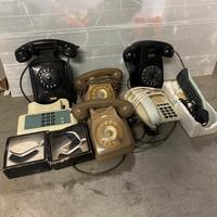 Vecchi telefoni per collezionisti