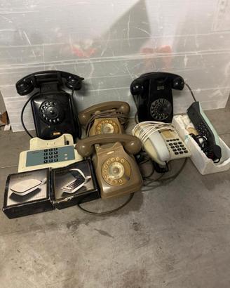 Vecchi telefoni per collezionisti
