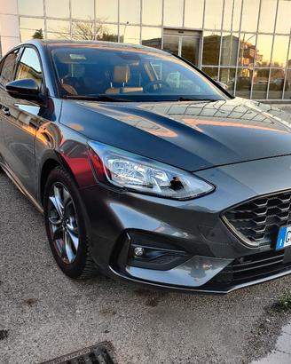 FORD Focus 120cv AUT diesel 