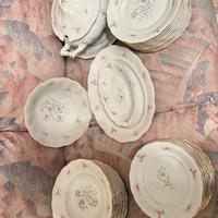 Servizio di piatti completo