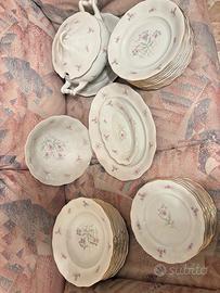 Servizio di piatti completo