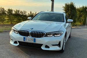 BMW 318d touring Luxury