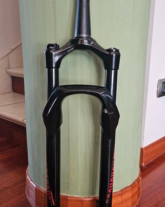 FORCELLA ROCKSHOX JUDY BOOST 100MM