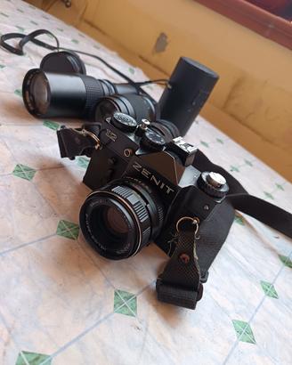 Macchina fotografica Zenith 12 con accessori 