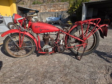 Moto Harley Davidson 350 (anni 30)