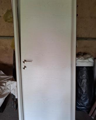 3 porte interne 