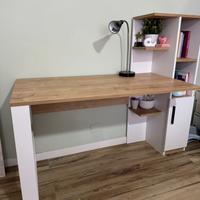 Scrivania bianco e legno per studio o smartworking