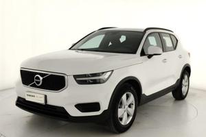 VOLVO XC40 Momentum Core my21
