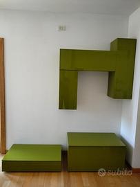 Mobile tv moderno