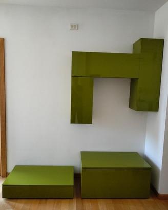 Mobile tv moderno