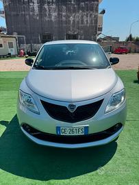 Lancia Ypsilon 1.0 FireFly 5 porte S&S Hybrid Ecoc