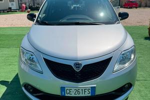 Lancia Ypsilon 1.0 FireFly 5 porte S&S Hybrid Ecoc